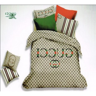 Бежевое постельное белье Gucci с логотипом и полосами